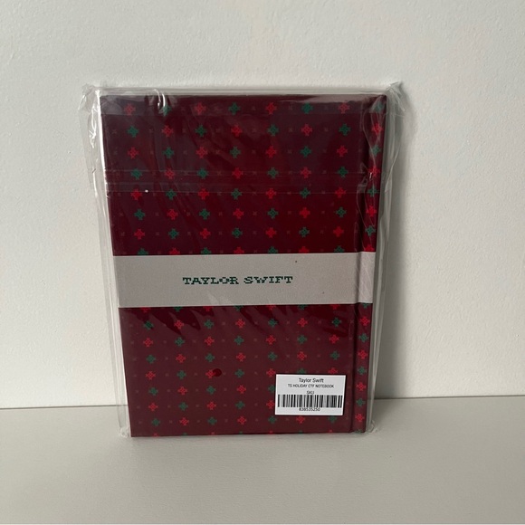 NWT Taylor Swift Christmas Tree Farm Notebook - Picture 9 of 14